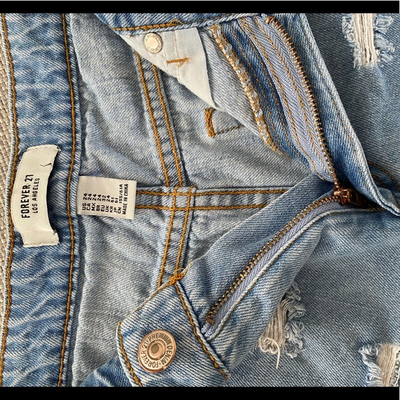 Jean shorts - Picture 5 of 6